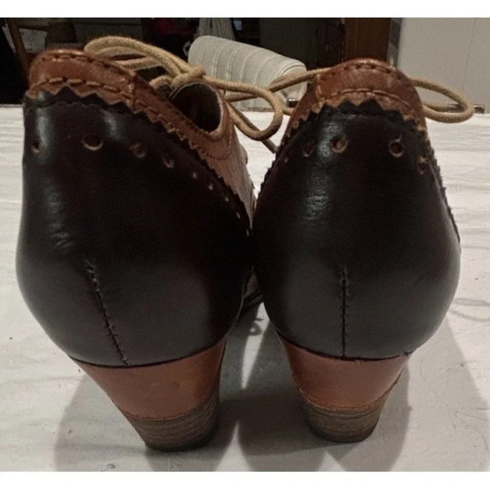 L'Ariste Spring Stop Hand Painted Bardot Leather Oxford Pumps Size 37